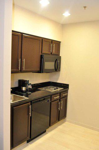 Homewood Suites by Hilton® Fort Wayne