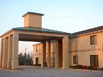 BEST WESTERN White House Inn