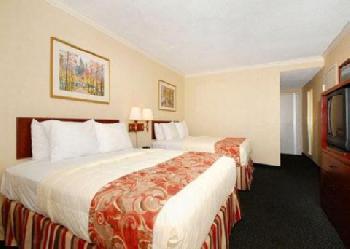 Clarion Hotel Near The Home Depot Center