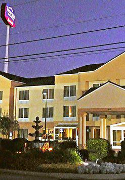 Fairfield Inn & Suites Clarksville