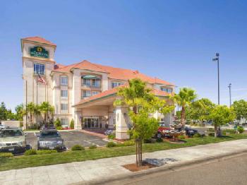 La Quinta Inn & Suites Fresno Riverpark