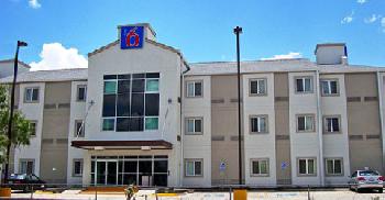 Motel 6 Eagle Pass