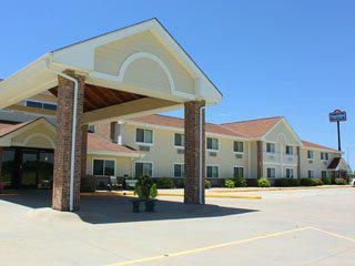 AmericInn Hesston