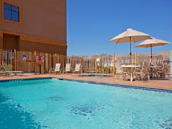 La Quinta Inn & Suites Pasadena North