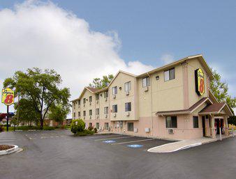 Super 8 Salisbury