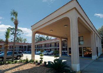 Econo Lodge Panama City