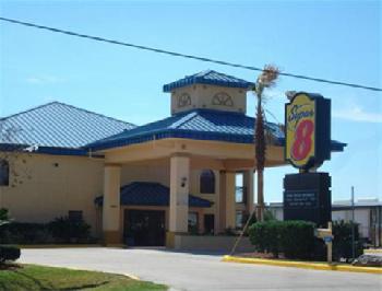 Super 8 Sealy