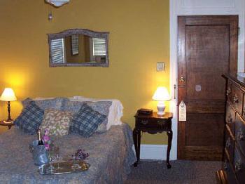 Carisbrooke Inn
