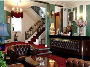 Astor Court Hotel