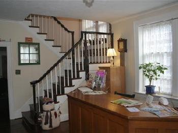 Red Lion Bed & Breakfast