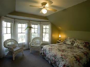 Yellowstone Suites Bed and Bre
