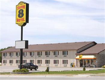 Super 8 Wayne