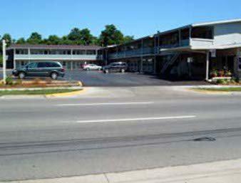 Knights Inn Kalamazoo