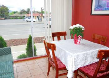 Rodeway Inn & Suites Yakima