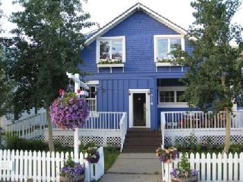 Purple Mountain Bed-Breakfast