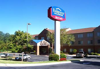 Fairfield Inn & Suites Macon