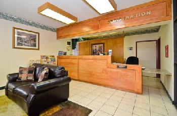 BEST WESTERN Naval Station Inn