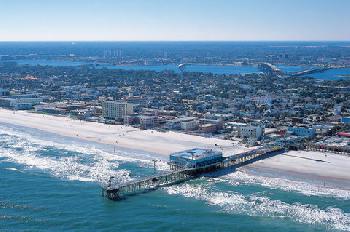 Holiday Inn Express Hotel & Suites OCEANFRONT DAYTONA BCH SHORES