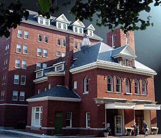 Kendall Hotel