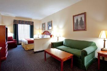 Holiday Inn Express Hotel & Suites PETERSBURG/DINWIDDIE