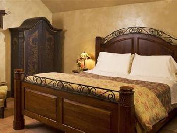 Hillbrook Inn