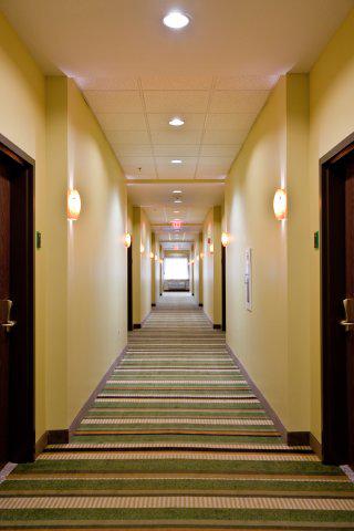 BEST WESTERN PLUS Olathe Hotel & Suites
