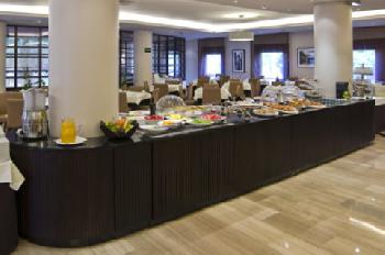 Silken Amara Plaza