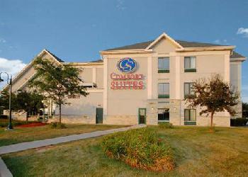 Comfort Suites Lake Country