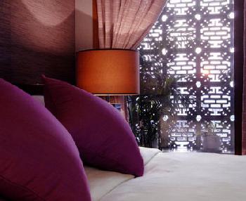 Serenade Hotel