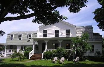 Maple Hill Farm B & B Inn
