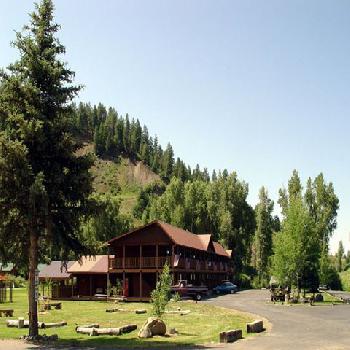 High Country Lodge