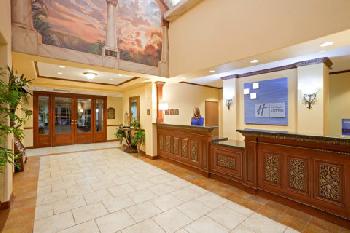 Holiday Inn Express Hotel & Suites LAKE WORTH NW LOOP 820