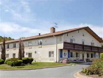 Super 8 Joppa
