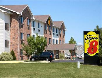 Super 8 Racine