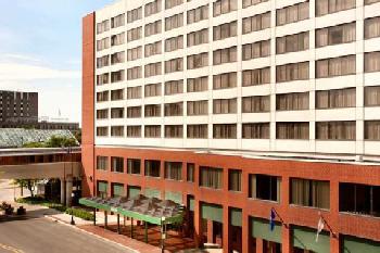 Hilton Fort Wayne at the Grand Wayne Convention Center