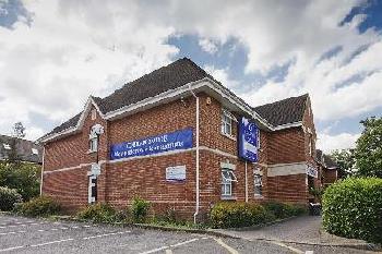 Cobham Lodge Hotel