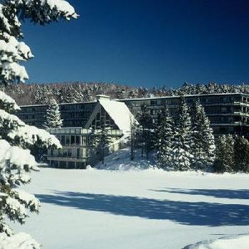 Snow Lake Lodge