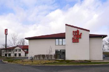 Red Roof Inn Jamestown Falconer