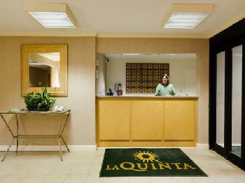 La Quinta Inn Chicago Willowbrook