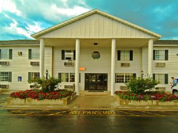 BEST WESTERN Carriage House Inn