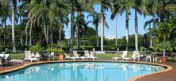 Rydges Oasis Resort