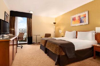 CROYDON HILTON HOTEL