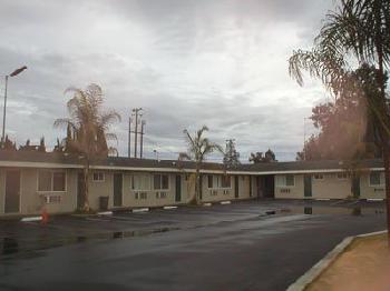Americas Best Value Inn/Kingsburg