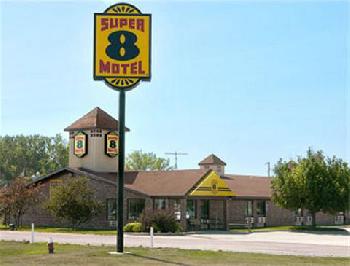 Super 8 Onawa