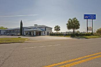Americas Best Value Inn and Suites