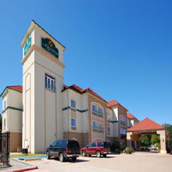 La Quinta Inn & Suites Palestine
