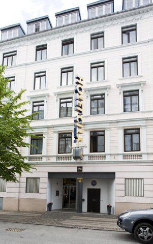 B.w. Hotel City
