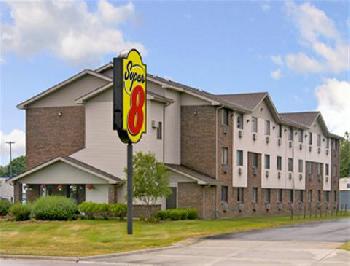 Super 8 Clawson/Troy/Detroit Area
