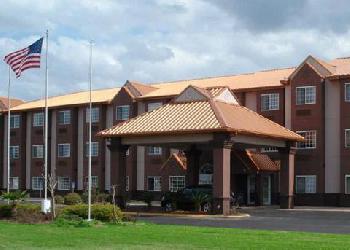 Econo Lodge Inn & Suites