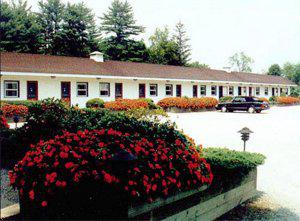 Monument Mountain Motel